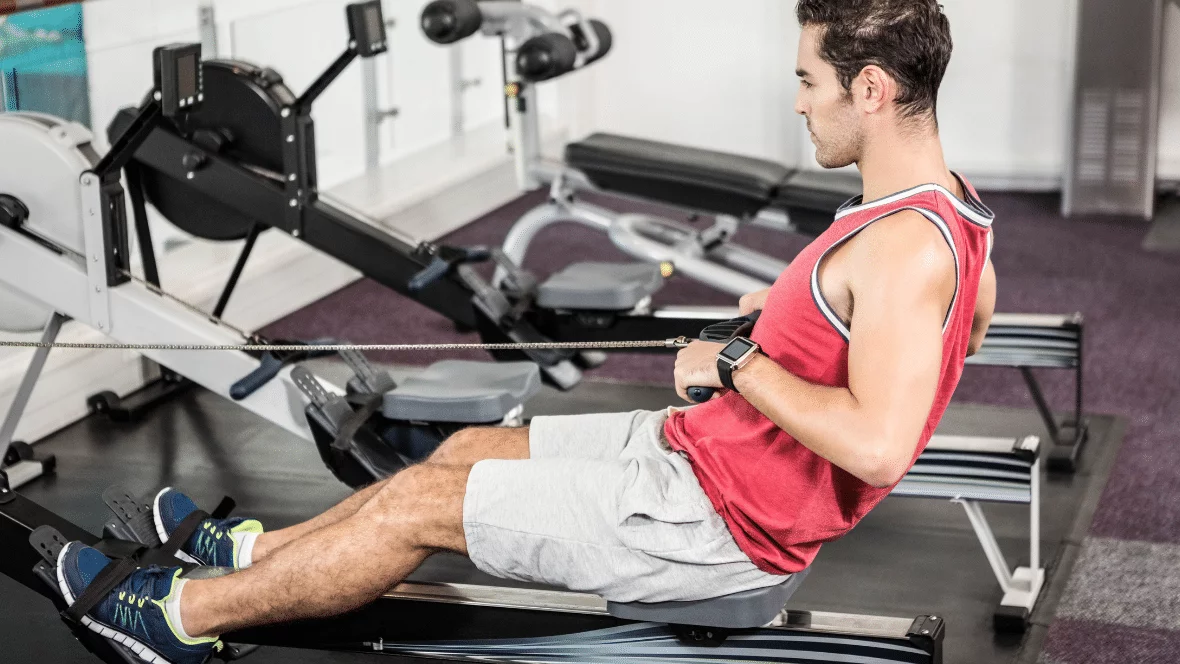 houding op de roeitrainer